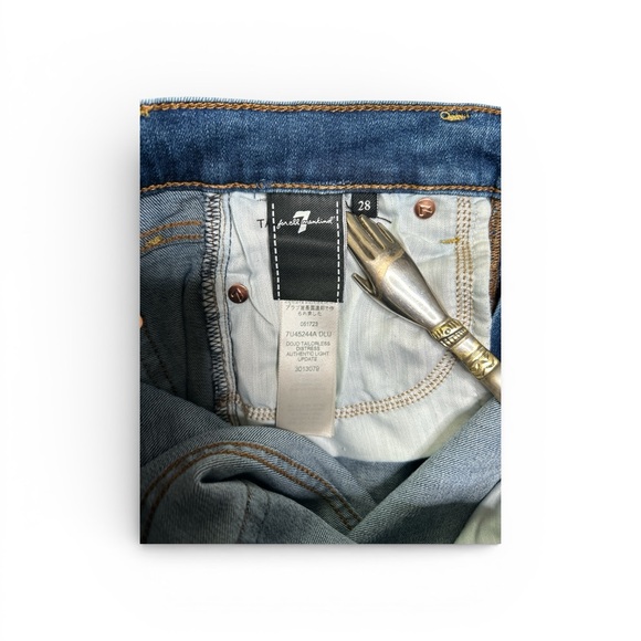 7 For All Mankind Women’s DOJO Jeans. Size 28 - Picture 2 of 8